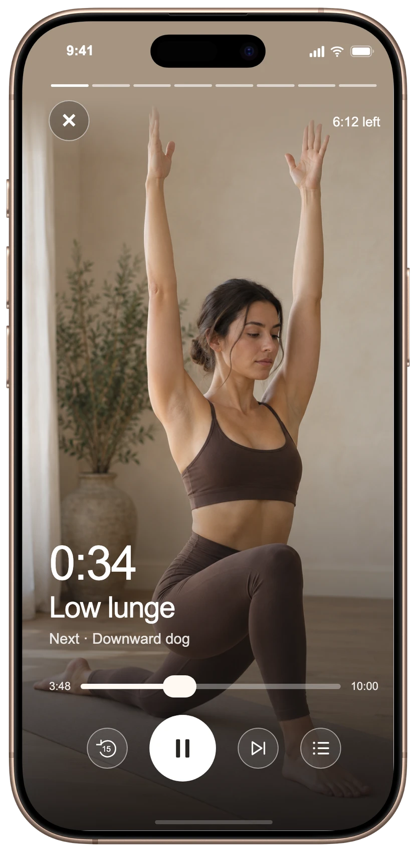 A guided low lunge playing in Sana